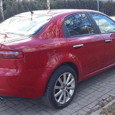 Alfa-Romeo-159-1750TBi-17